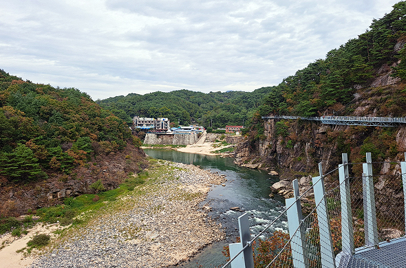 계곡 전경(2)